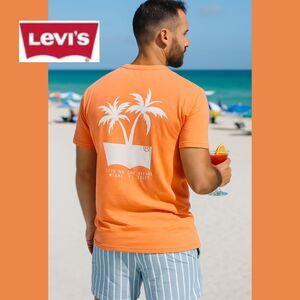 NWOT Levi's Haus Miami Bright Short Sleeve Shirt